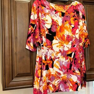 Investments Women’s Short Sleeve Blouse Pink/Orange Floral SZ 1X